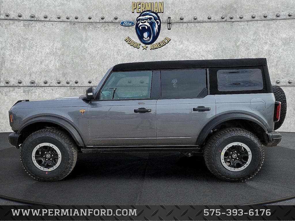 New 2023 Ford Bronco Badlands SUV