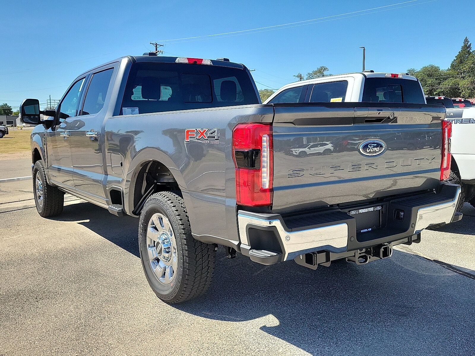 2026 Ford F-250 Lariat photo 2