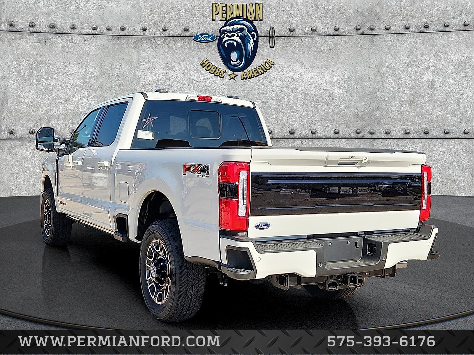2026 Ford F-250 Platinum photo 3