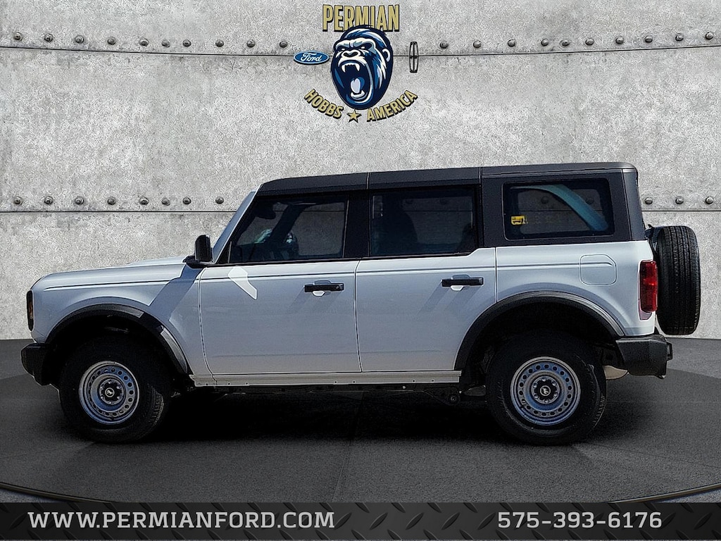 New 2025 Ford Bronco Base SUV