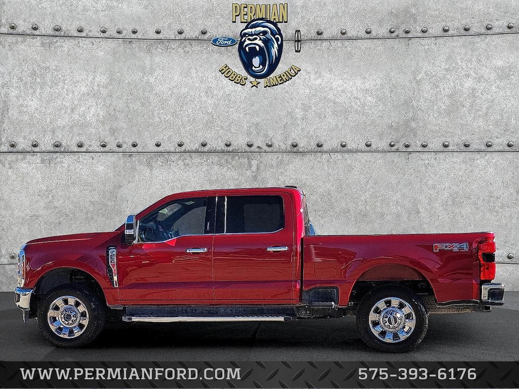 Used 2023 Ford F-250SD Lariat Truck