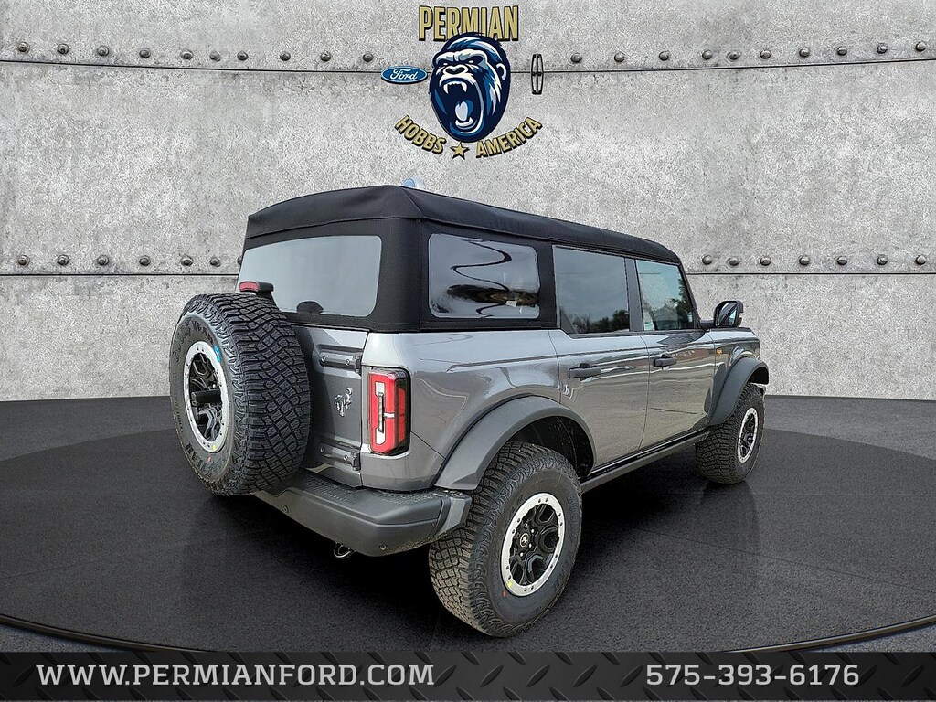 New 2023 Ford Bronco Badlands SUV