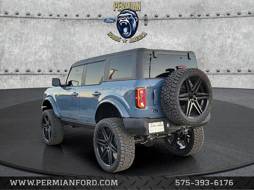 New 2025 Ford Bronco Outer Banks SUV