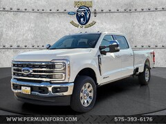 2025 Ford F-350SD Lariat Truck Crew Cab