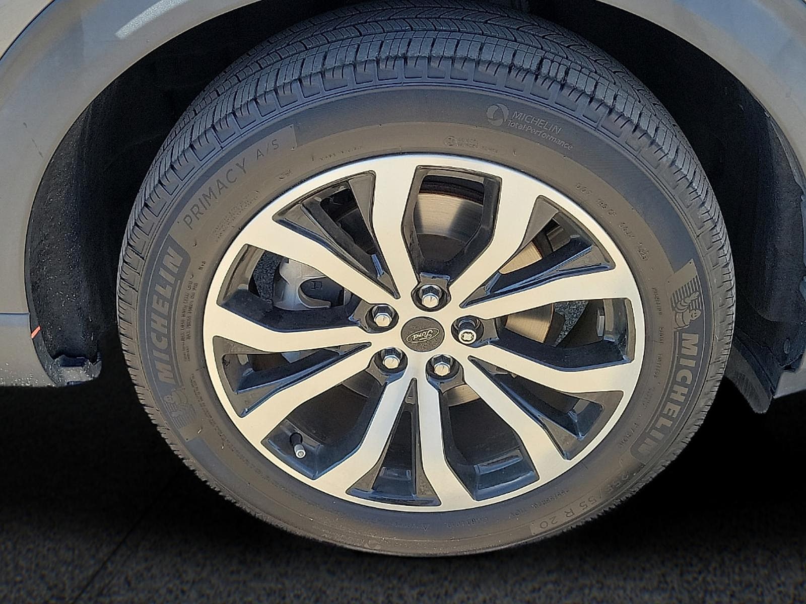 2022 Ford Explorer ST - Photo 7