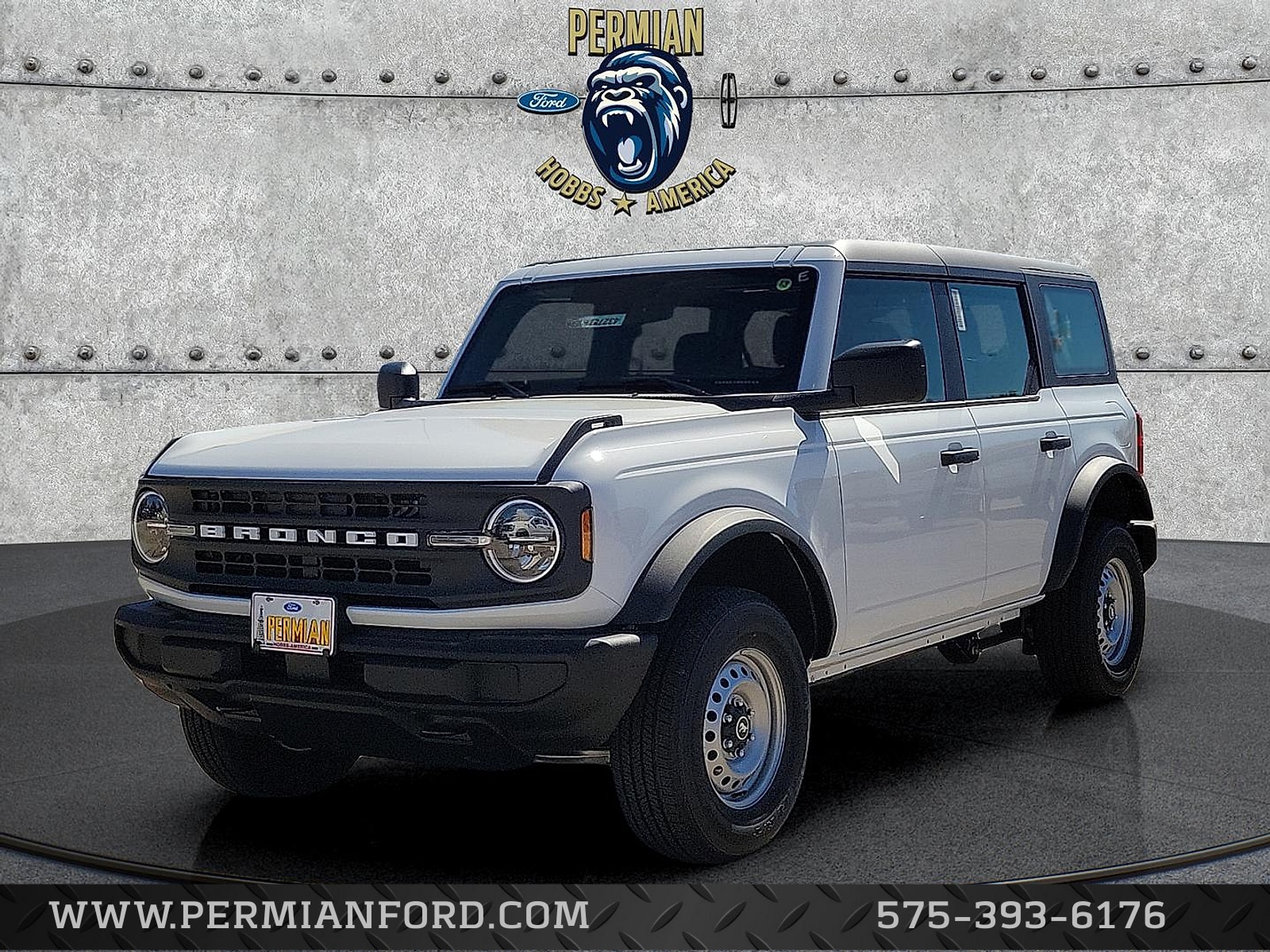2025 Ford Bronco 4-Door Base's photo