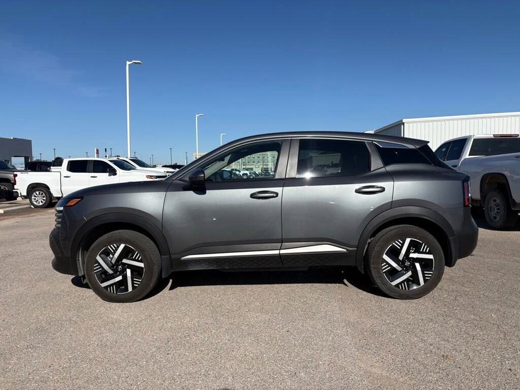Used 2025 Nissan Kicks SV