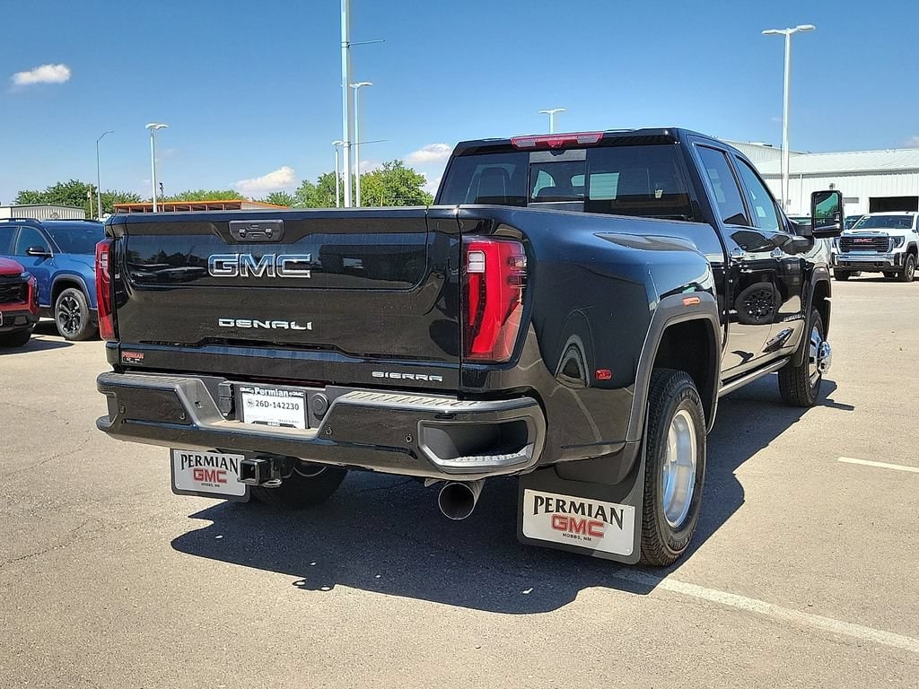 2026 GMC Sierra 3500HD Denali Ultimate - Photo 12