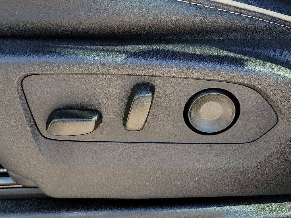 2026 GMC Yukon XL Elevation - Photo 20