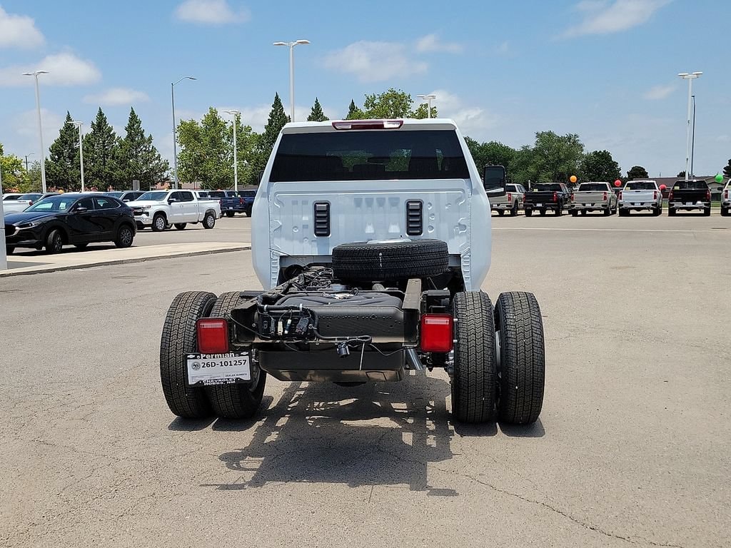 2026 GMC Sierra 3500 Chassis Cab Pro - Photo 11