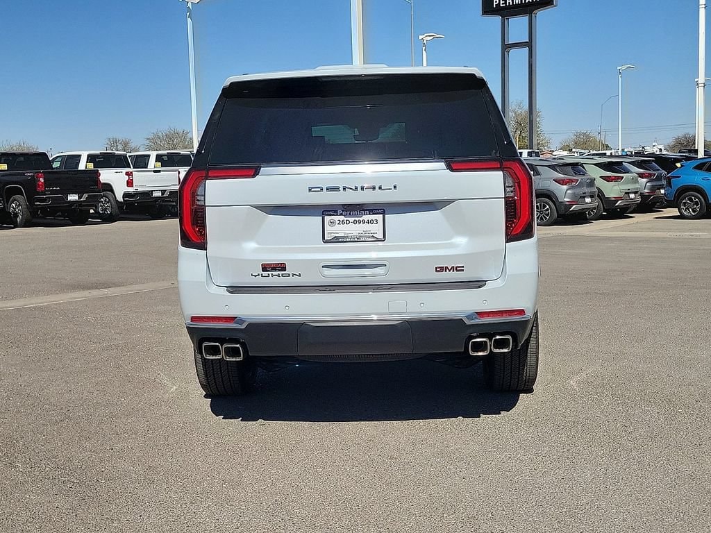 2026 GMC Yukon Denali - Photo 11