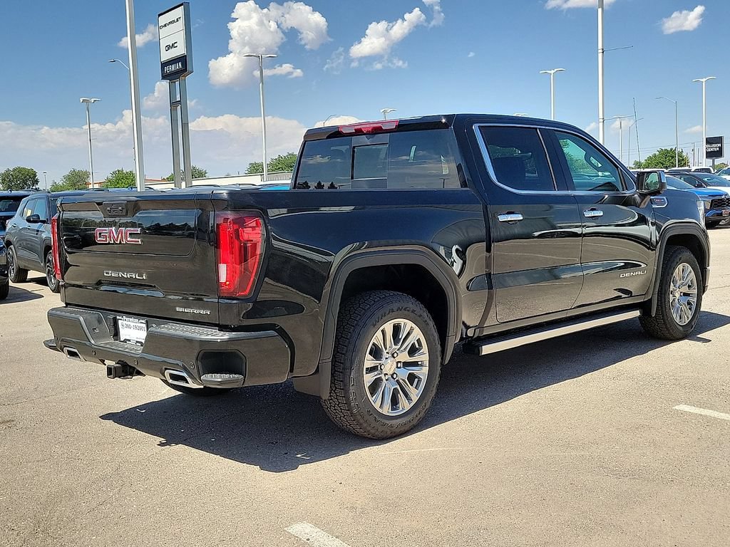 2026 GMC Sierra 1500 Denali - Photo 13