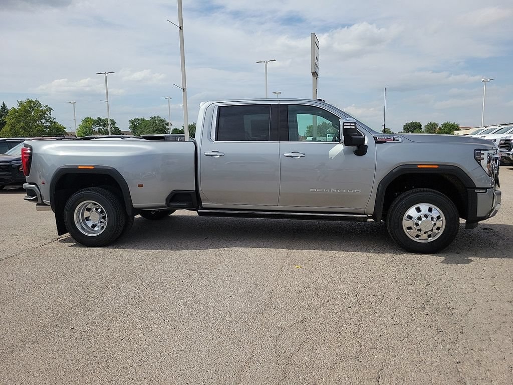 2026 GMC Sierra 3500HD Denali - Photo 14