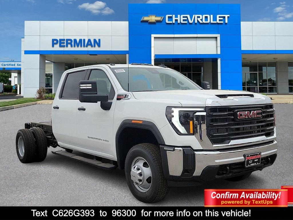 2026 GMC Sierra 4WD Crew Cab Standard Box Pro's photo
