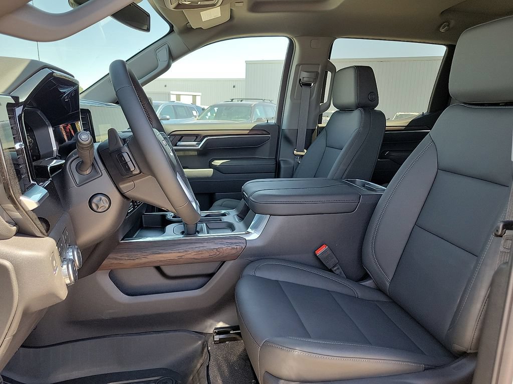 2026 GMC Sierra 1500 SLT - Photo 23