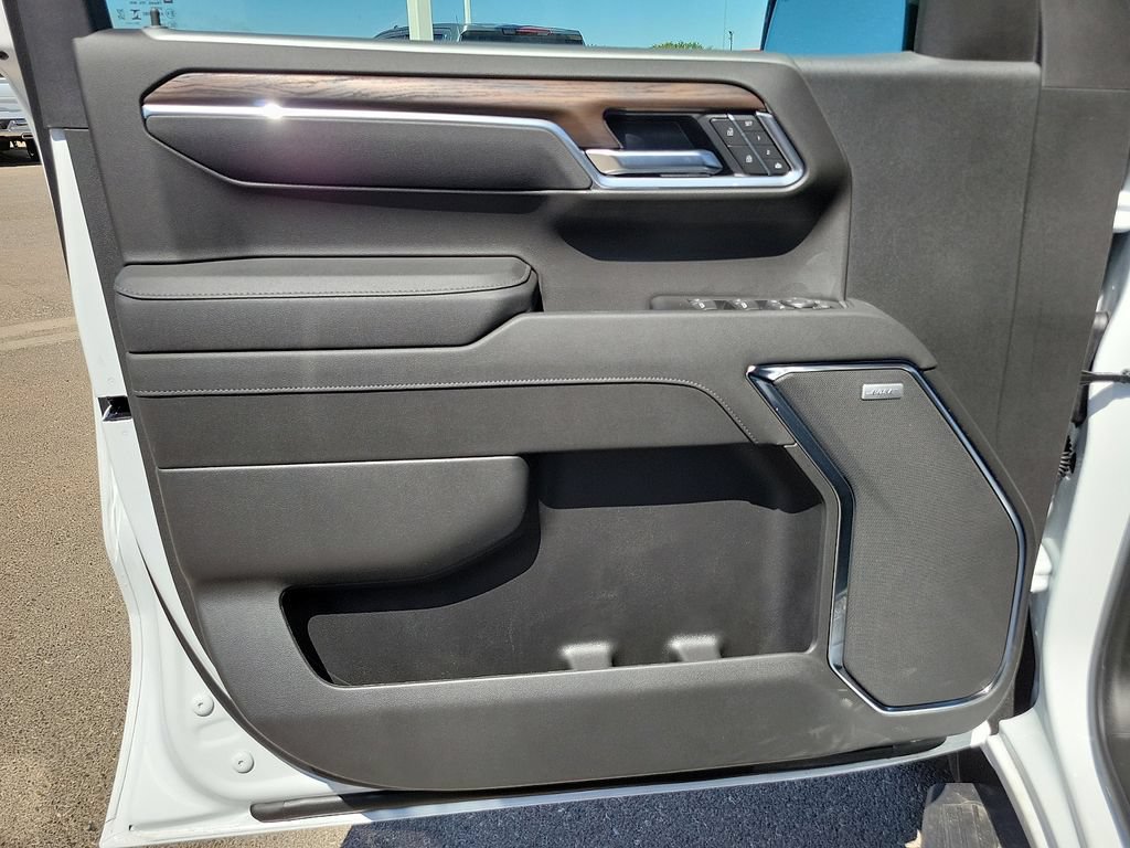 2026 GMC Sierra 1500 SLT - Photo 22