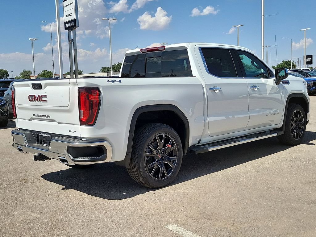 2026 GMC Sierra 1500 SLT - Photo 11