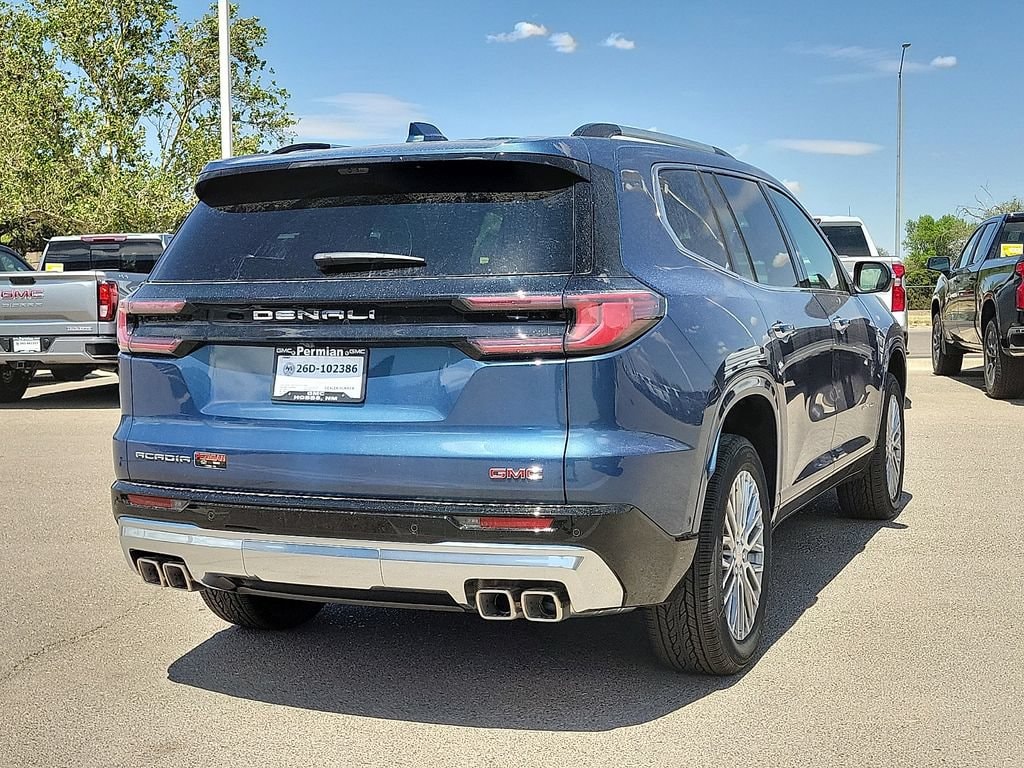 2026 GMC Acadia Denali - Photo 12