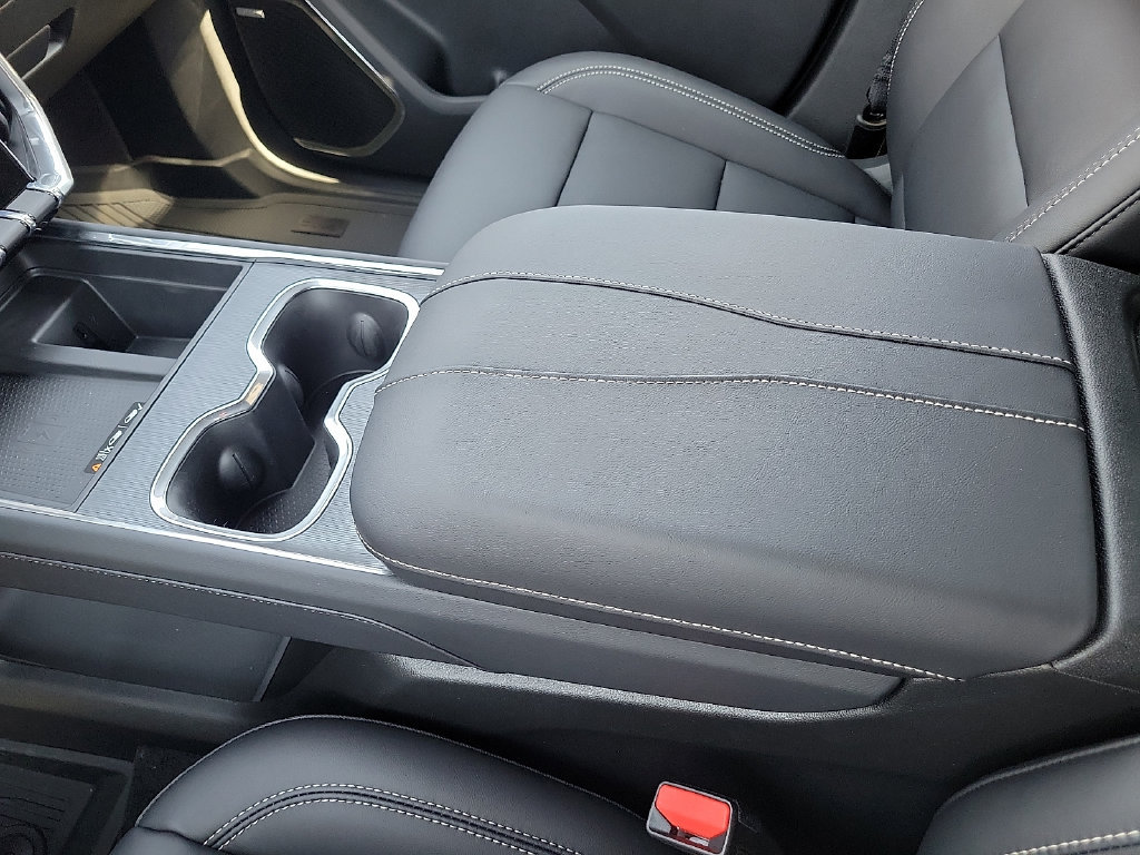 2026 GMC Acadia Elevation - Photo 29