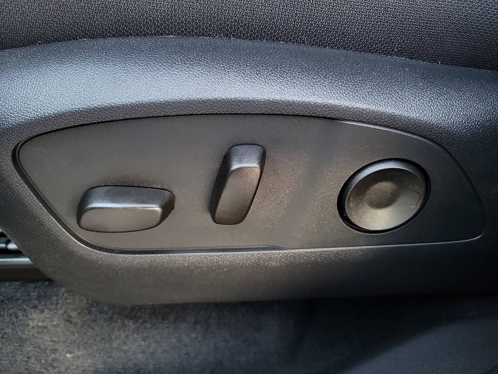 2026 GMC Acadia Elevation - Photo 23