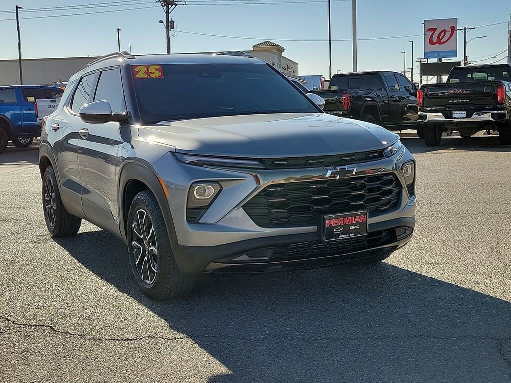 Used 2025 Chevrolet Trailblazer Activ SUV
