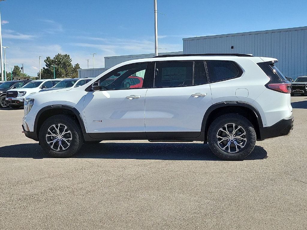 2026 GMC Acadia AT4 - Photo 7