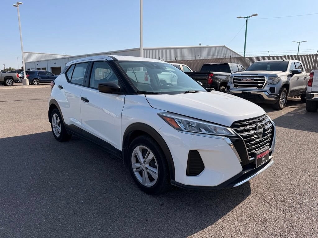 Used 2024 Nissan Kicks S