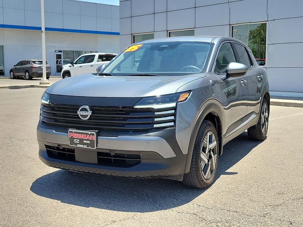 Used 2025 Nissan Kicks SV