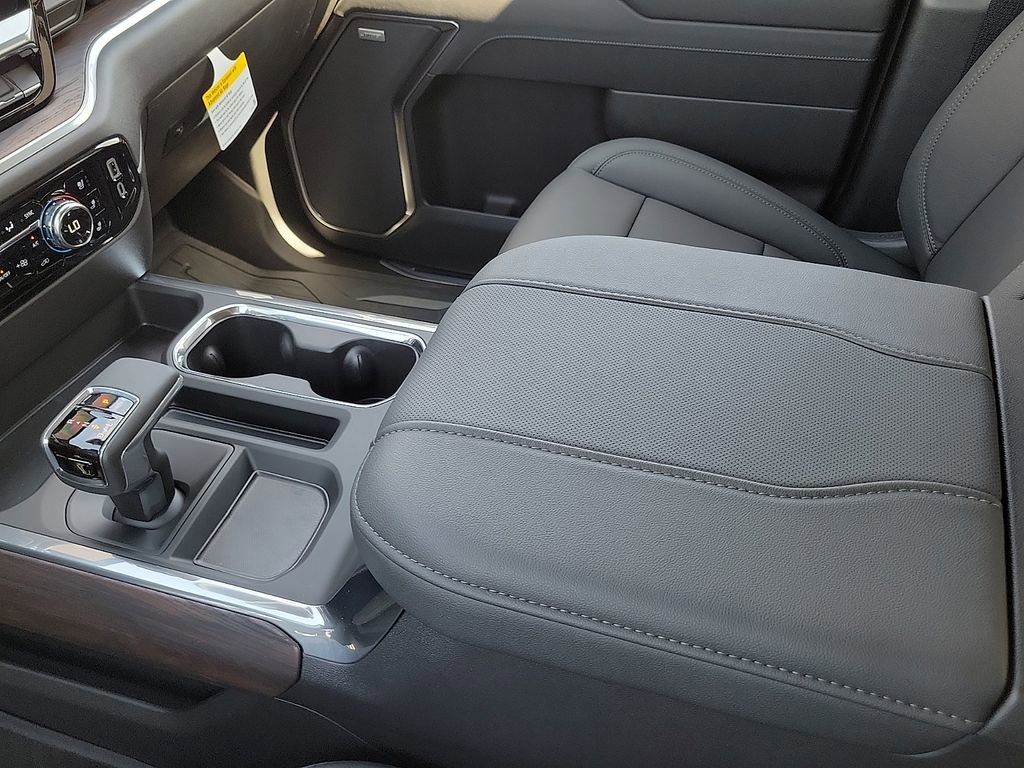 2026 GMC Sierra 1500 SLT - Photo 25