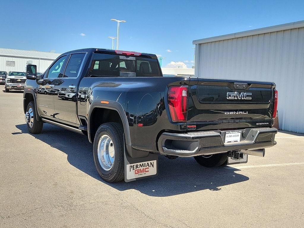 2026 GMC Sierra 3500HD Denali Ultimate - Photo 8