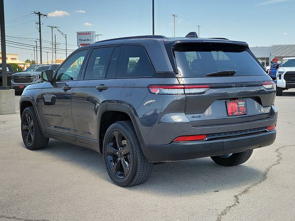 Used 2023 Jeep Grand Cherokee Altitude