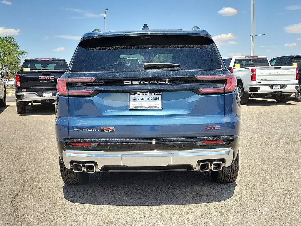 2026 GMC Acadia Denali - Photo 9