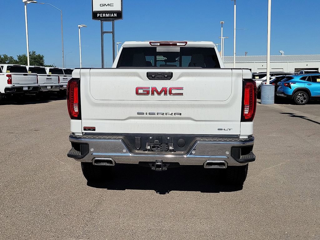 2026 GMC Sierra 1500 SLT - Photo 9