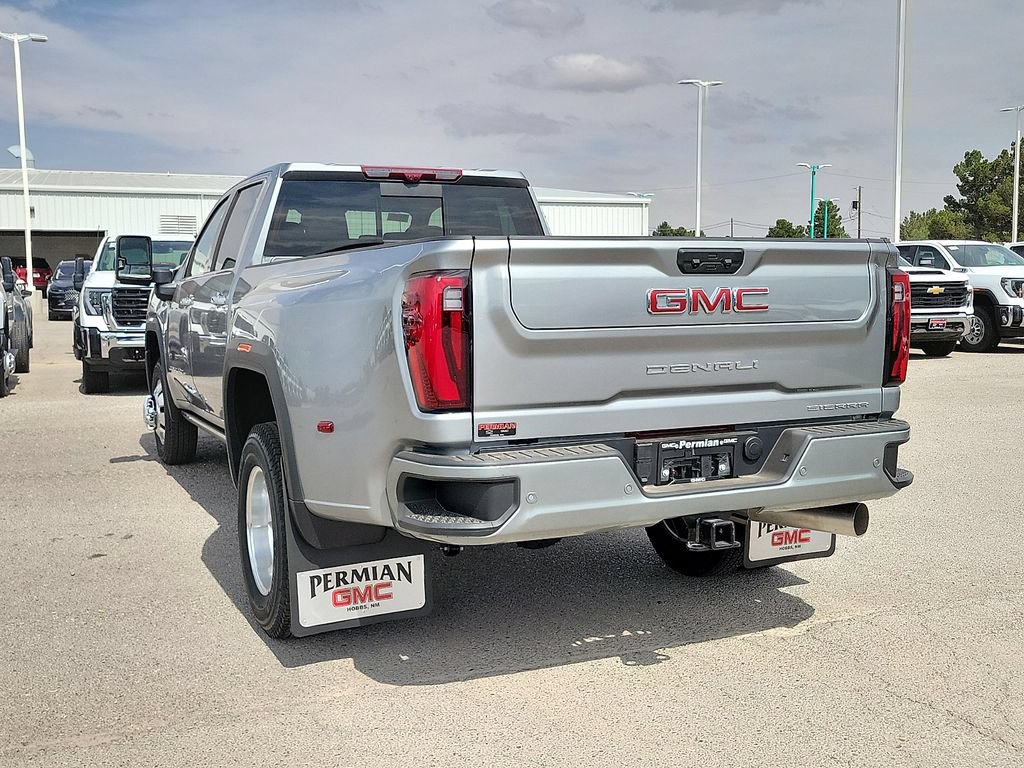 2026 GMC Sierra 3500HD Denali - Photo 9