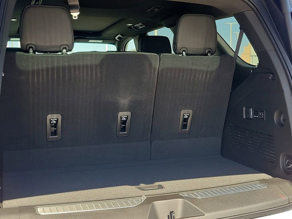 2026 GMC Yukon Denali - Photo 15