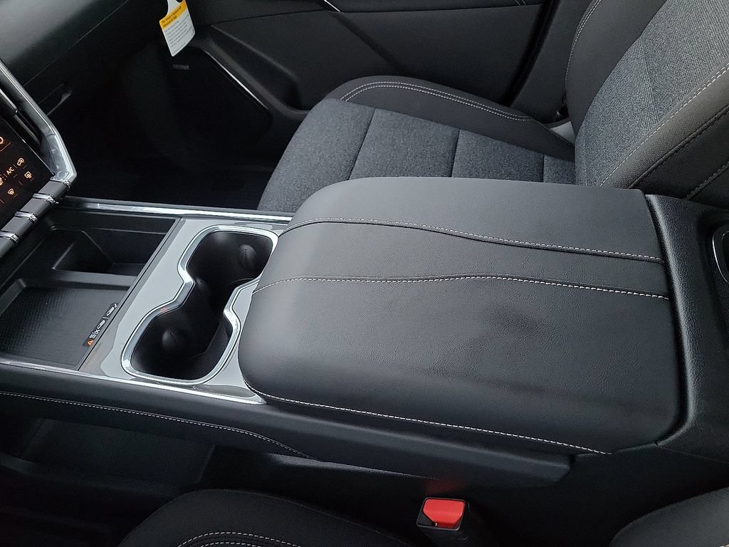 2026 GMC Acadia Elevation - Photo 28
