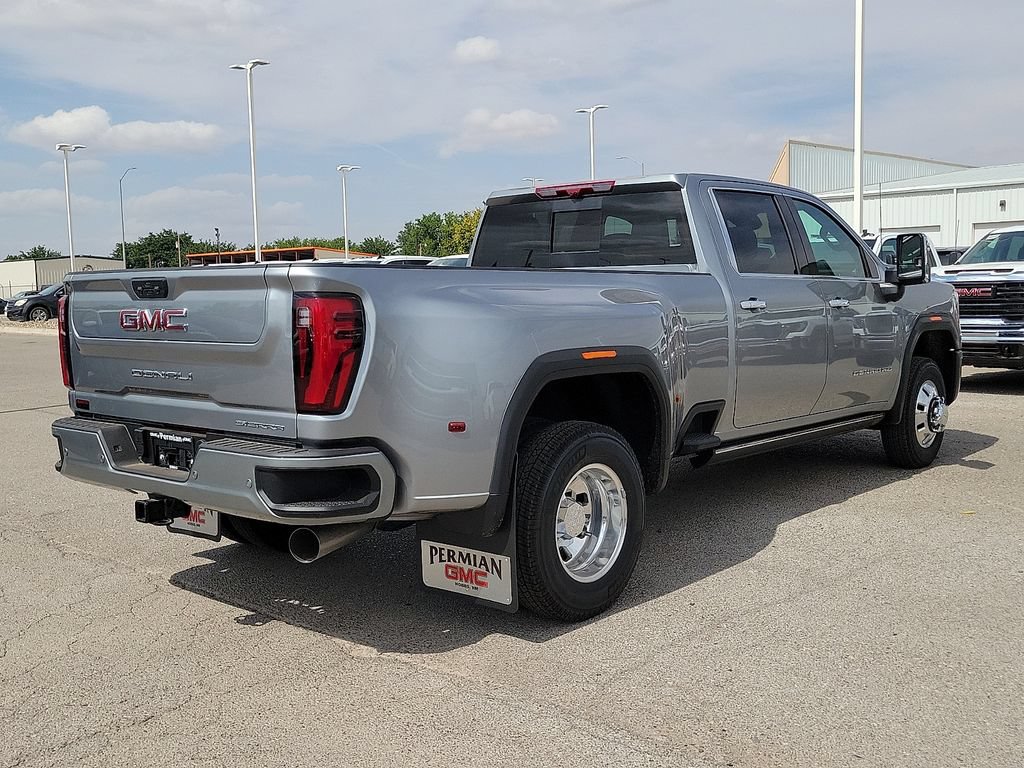 2026 GMC Sierra 3500HD Denali - Photo 13