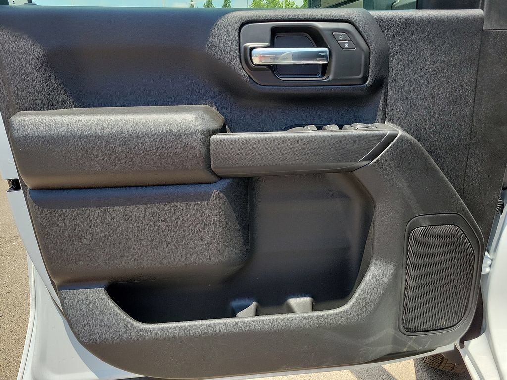 2026 GMC Sierra 3500 Chassis Cab Pro - Photo 22