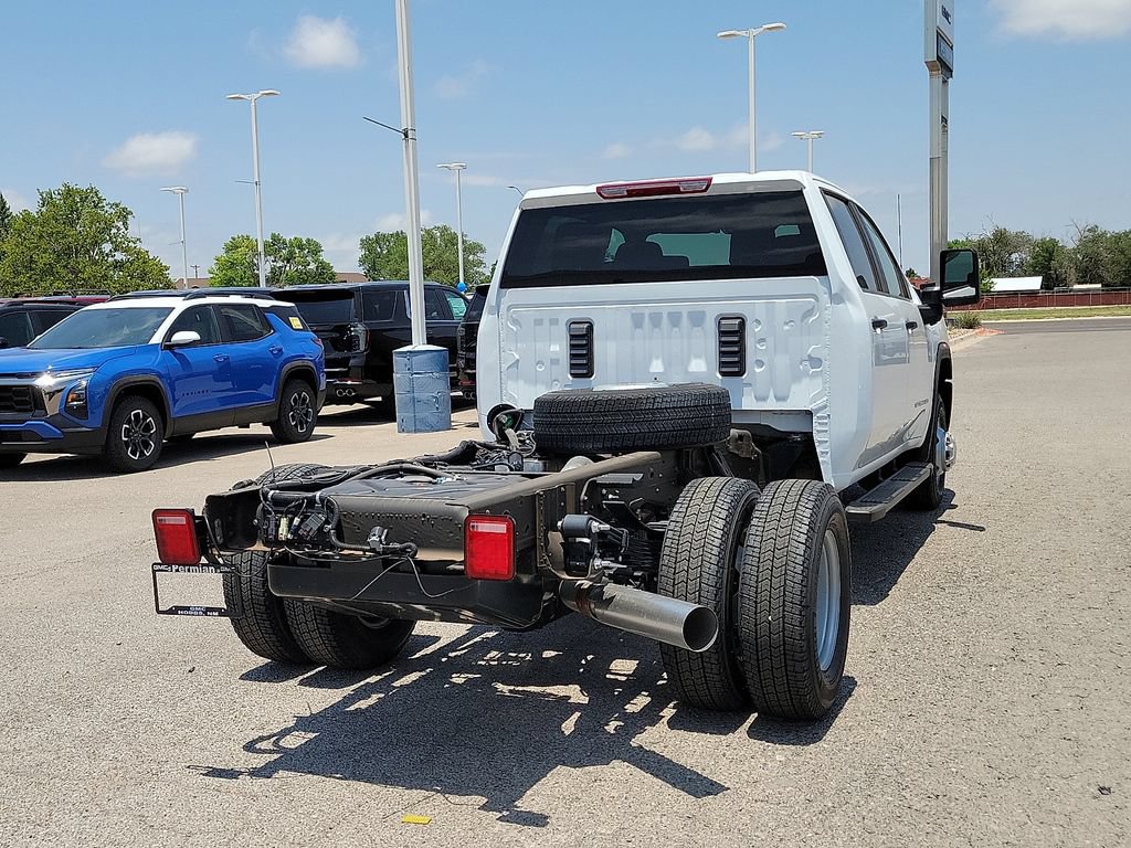 2026 GMC Sierra 3500 Chassis Cab Pro - Photo 12