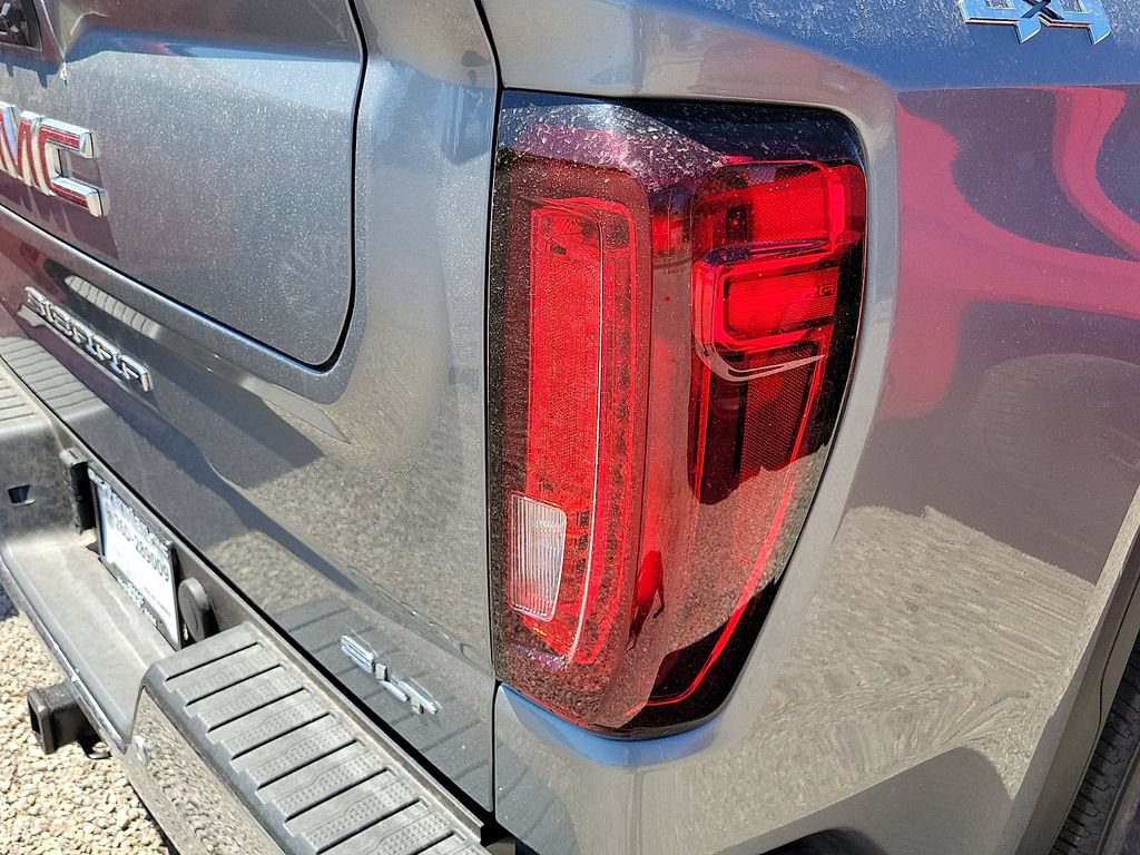 2026 GMC Sierra 1500 SLT - Photo 9