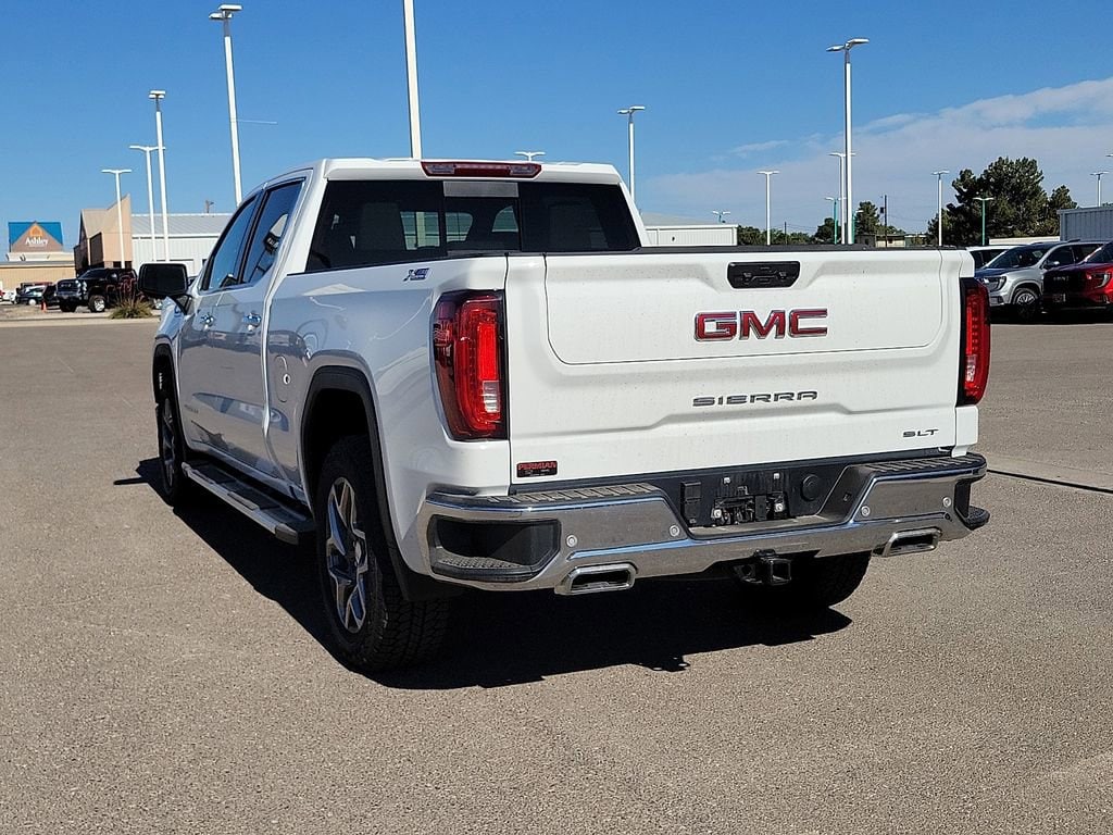 2026 GMC Sierra 1500 SLT - Photo 8