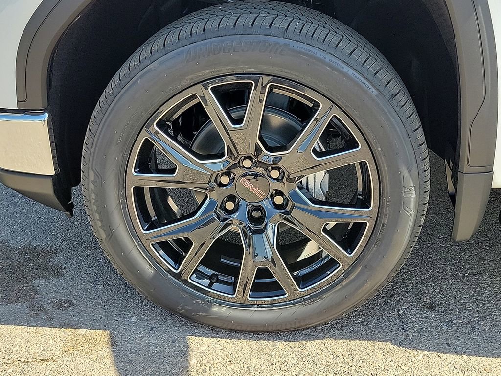 2026 GMC Sierra 1500 SLT - Photo 14