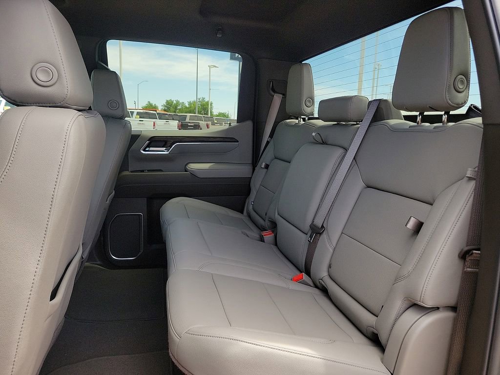 2026 GMC Sierra 1500 SLT - Photo 16