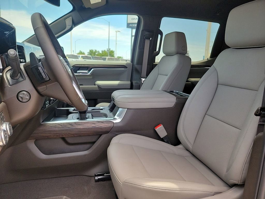 2026 GMC Sierra 1500 SLT - Photo 19