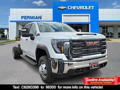 2026 GMC Sierra 3500 HD Chassis Cab Pro Truck