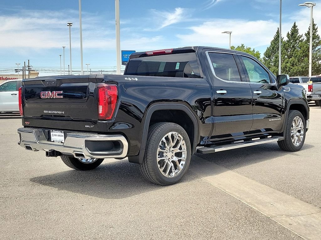 2026 GMC Sierra 1500 SLT - Photo 11