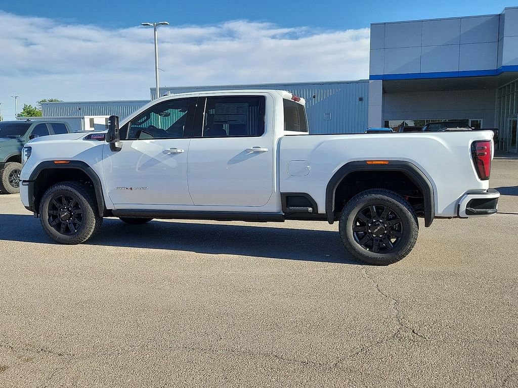2026 GMC Sierra 2500HD AT4 - Photo 6