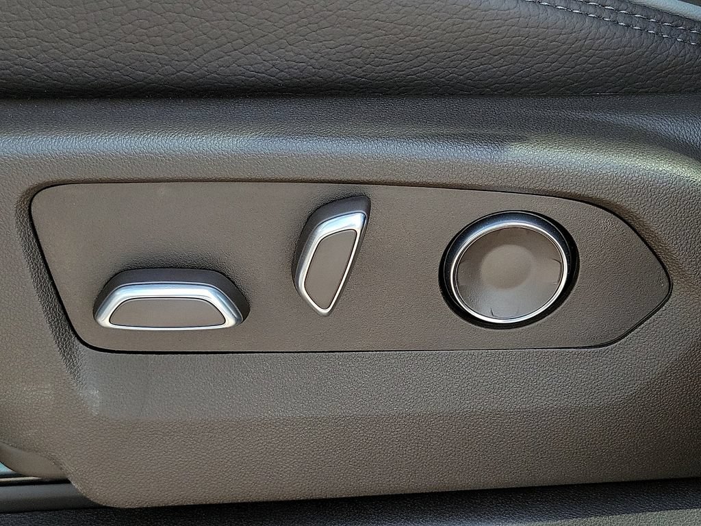 2026 GMC Sierra 3500HD Denali - Photo 24
