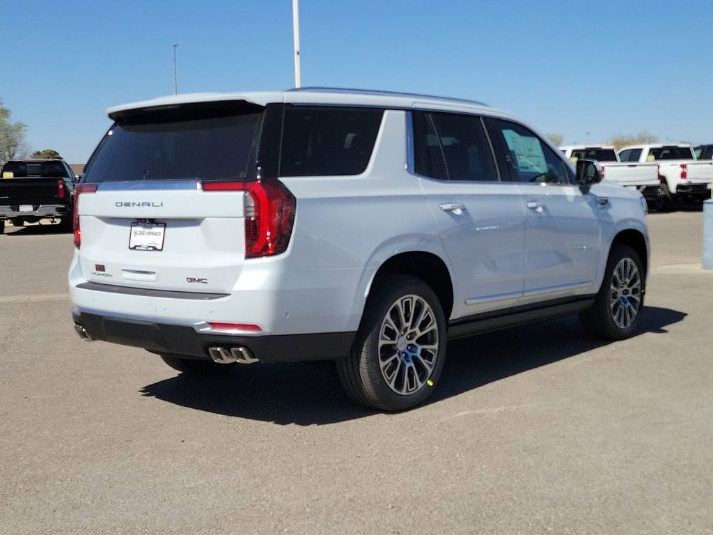 2026 GMC Yukon Denali - Photo 11