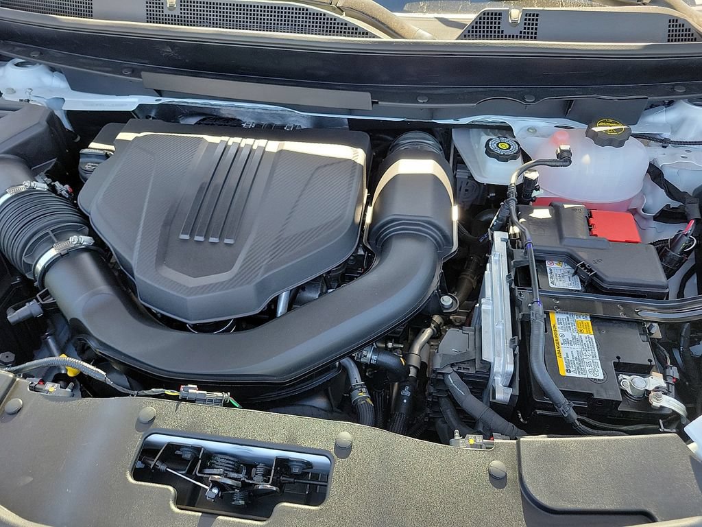 2026 GMC Acadia AT4 - Photo 16